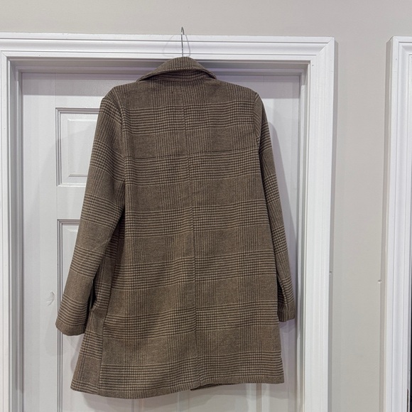 NWT Love Tree Brown Plaid Women's Coat - Picture 8 of 8